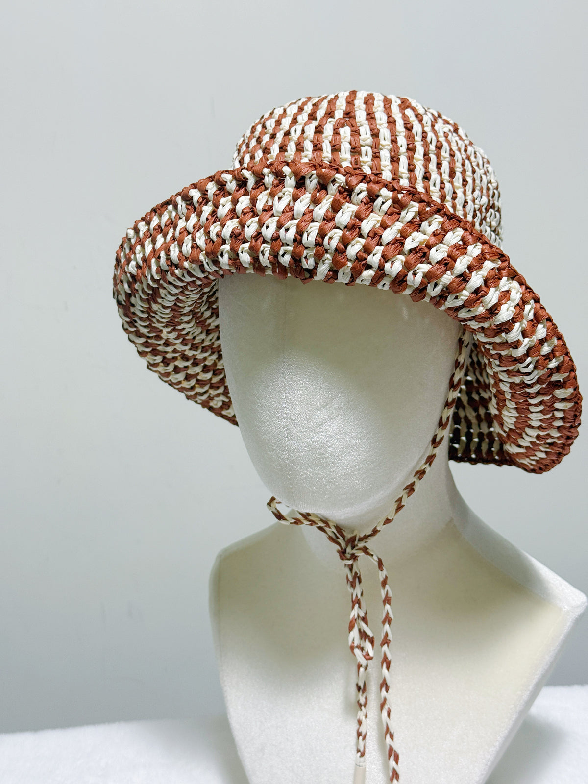Cabana bucket hat
