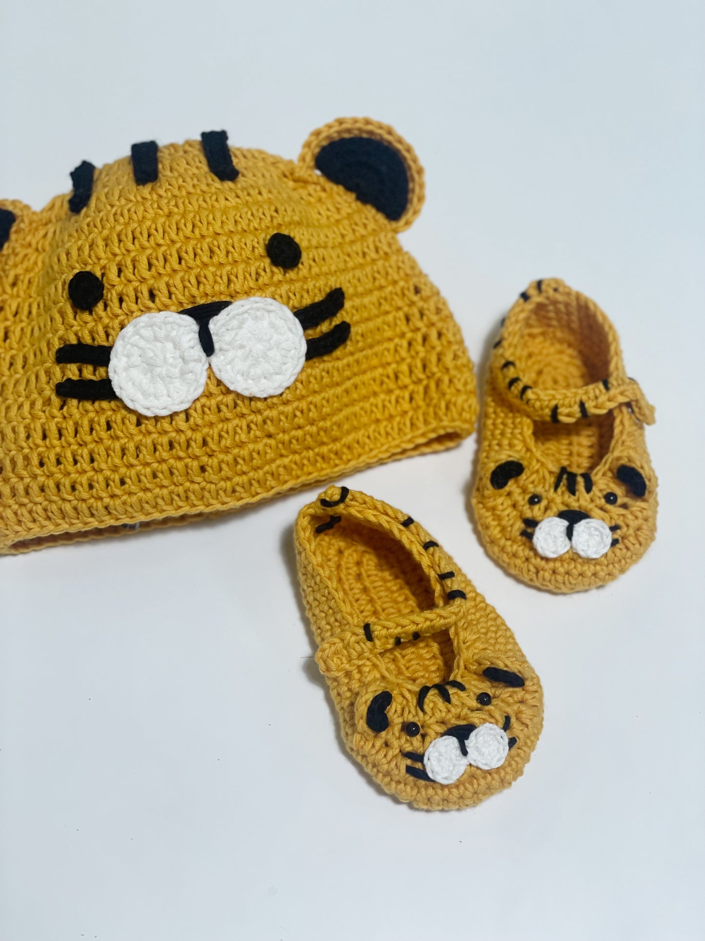 Custom Handcrafted Baby hat&shoes（100% Organic Cotton）